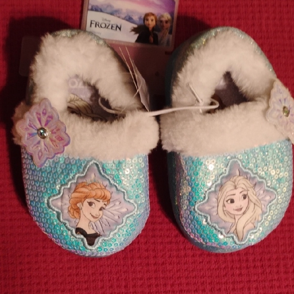 Disney Frozen Toddler Girls Slippers – Size 5/6 M – NWT